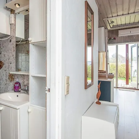 Seaside Retreat With Private Annex * Sonderby (Midtjylland)