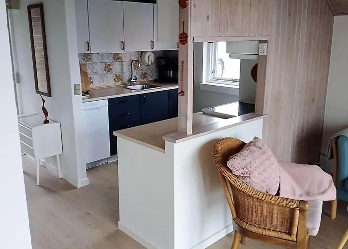 بيت للعطل Seaside Retreat With Private Annex *